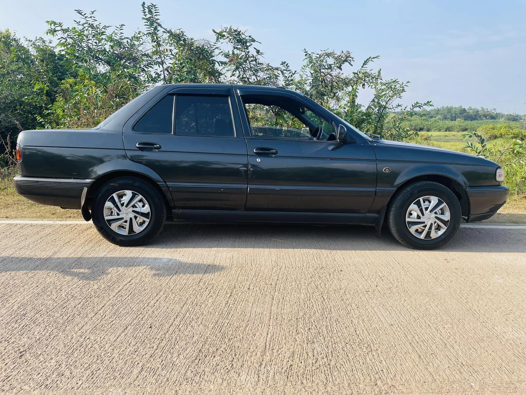 NISSAN SUNNY SB13 – Adz.lk – Classified Ads & Directory Listing
